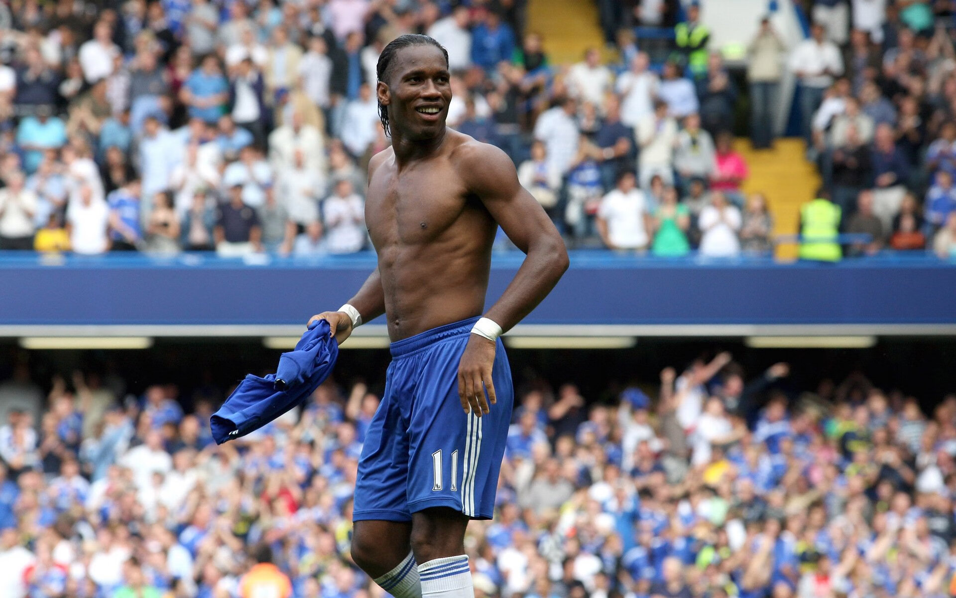 _沙滩跑步比赛吸引大量跑者参与_,沙滩跑步需要注意什么