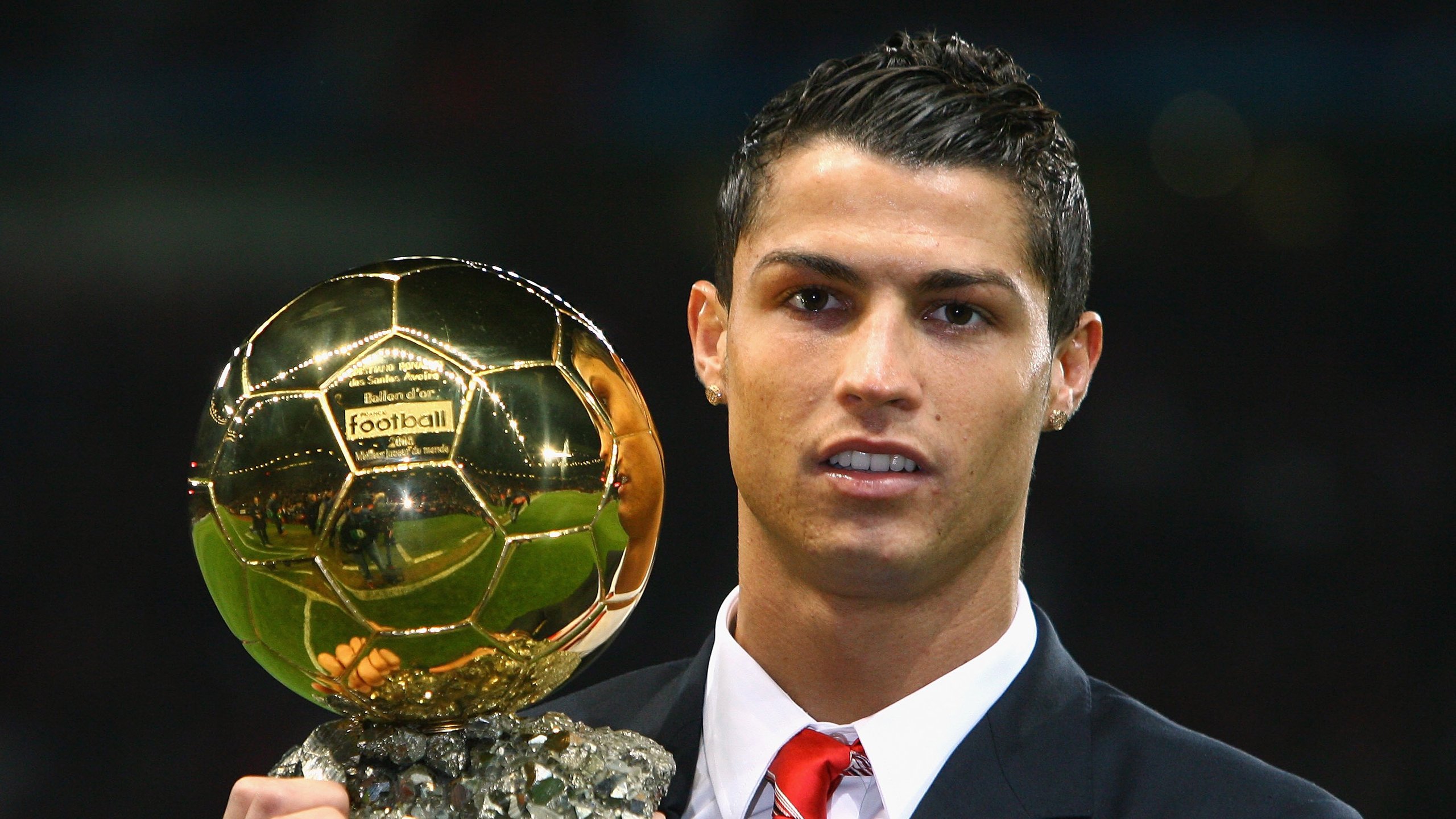 南安普顿中场核心：球队的发动机，南安普顿出的球星